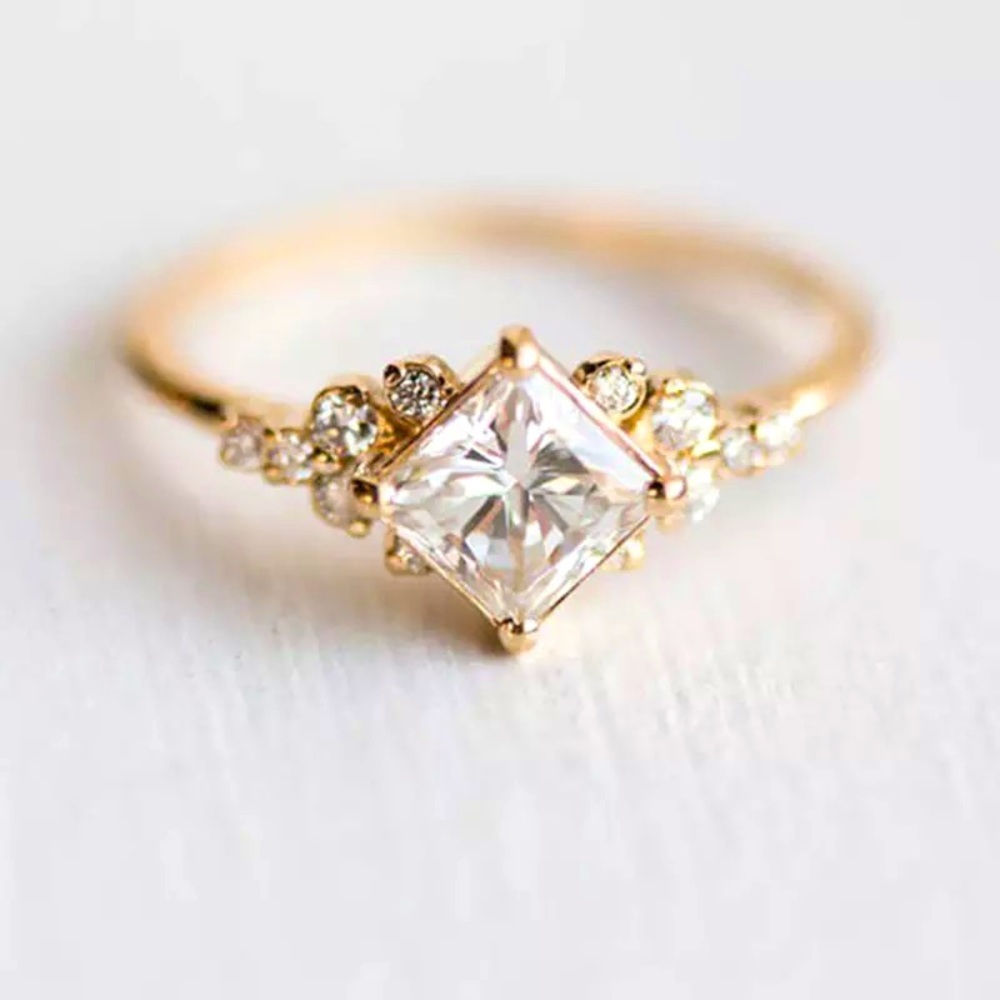 Gold Plated Dimond Simulator Minimalist Style Ring 💍